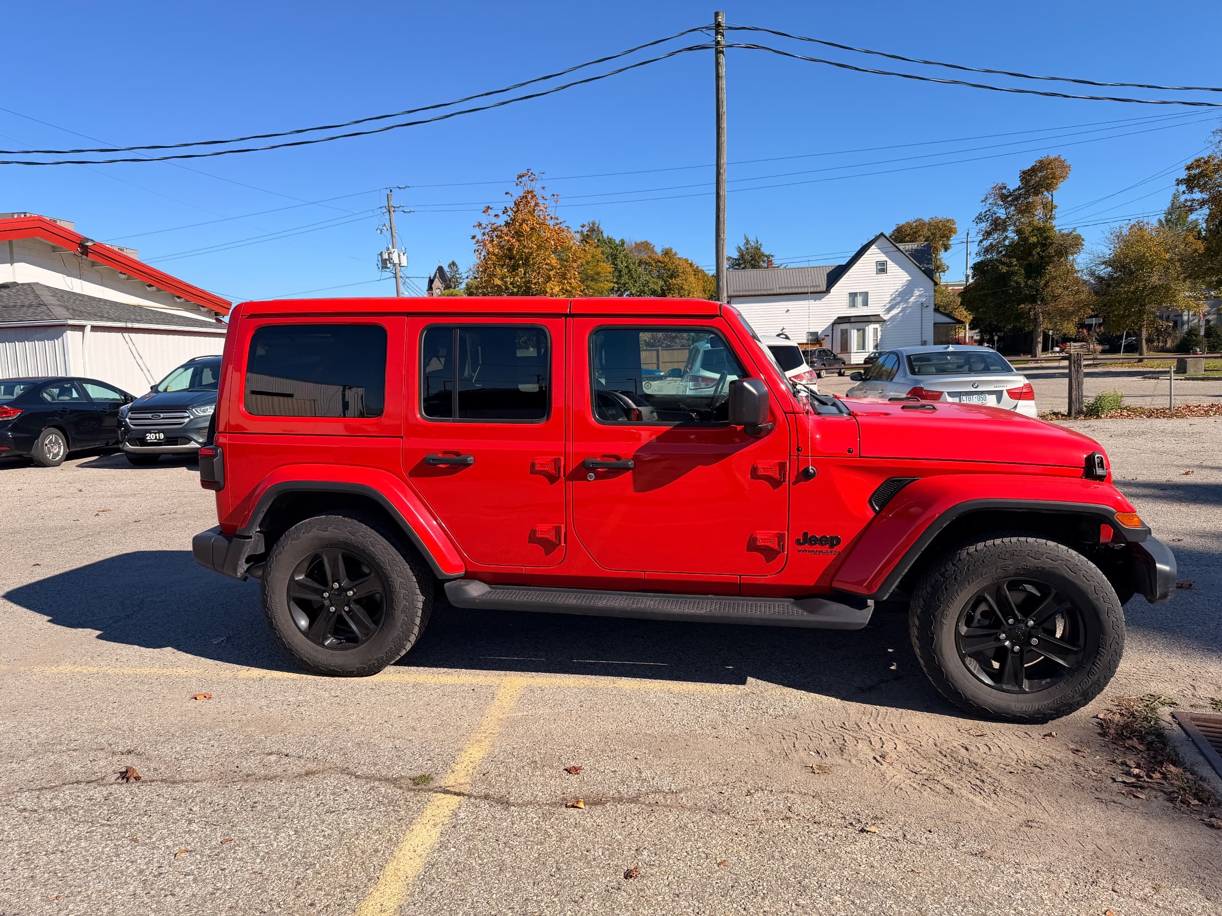 2021 Jeep Wrangler Unlimited Sahara Altitude, photograph 4