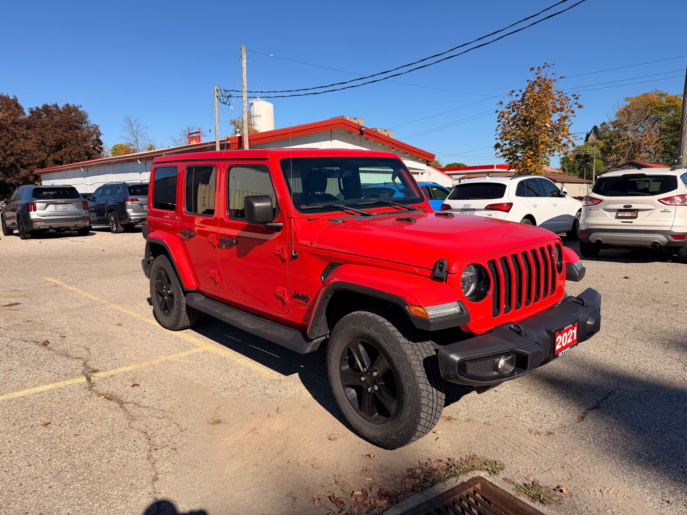 2021 Jeep Wrangler Unlimited Sahara Altitude, photograph 3