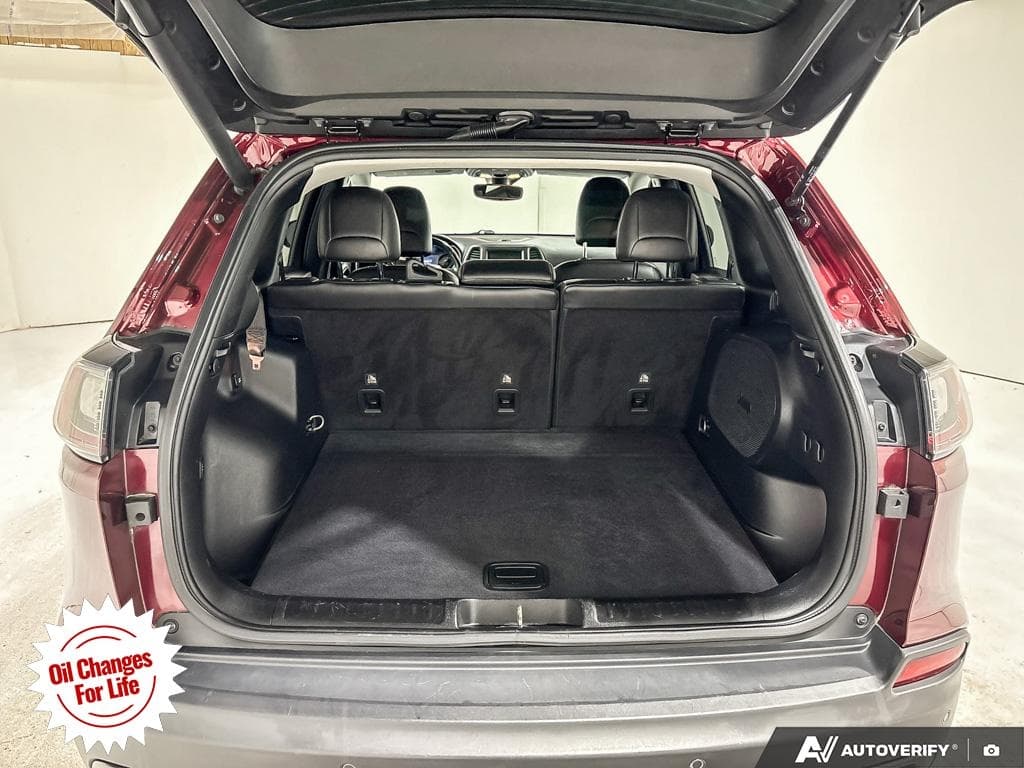 2019 Jeep Cherokee Trailhawk, photograph 16