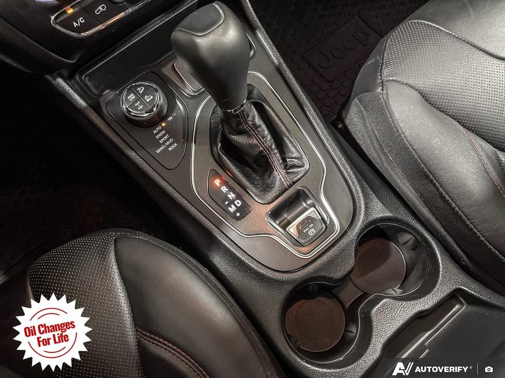 2019 Jeep Cherokee Trailhawk, photograph 22