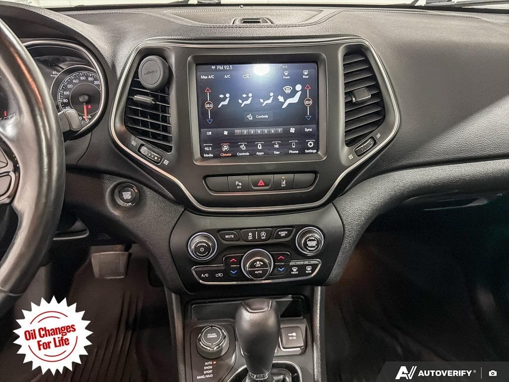 2021 Jeep Cherokee Altitude, photograph 24