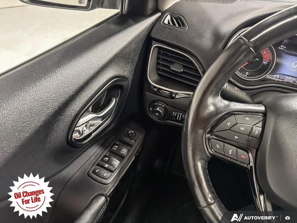 2021 Jeep Cherokee Altitude, photograph 22