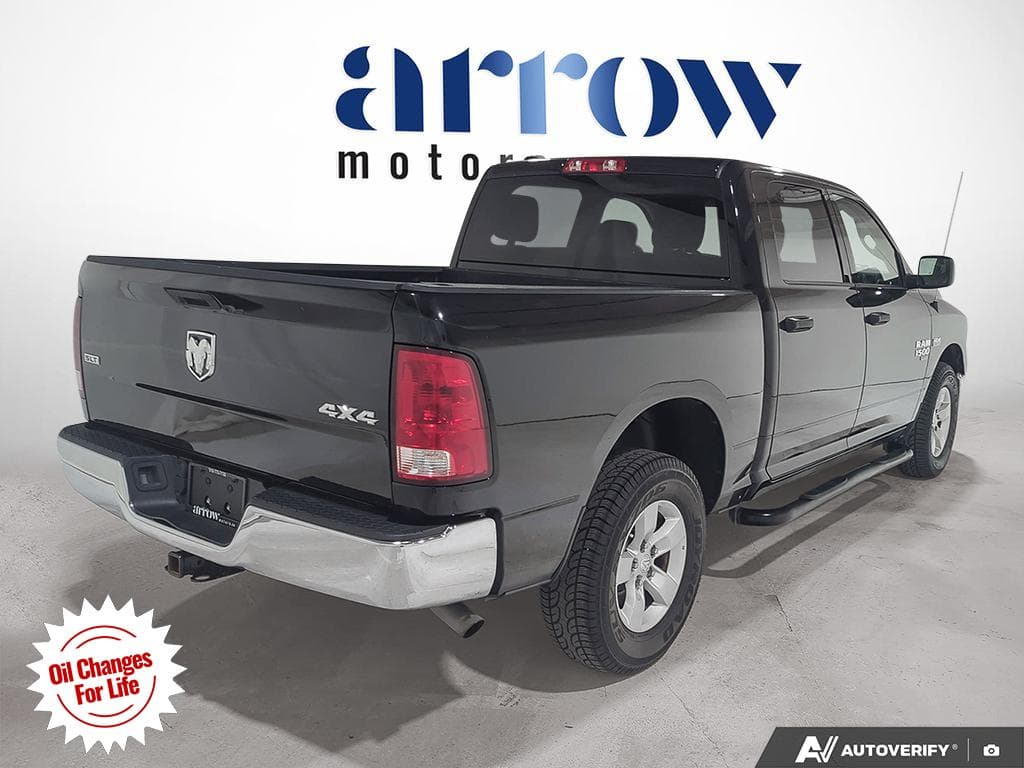 2022 Ram 1500 Classic SLT, photograph 8