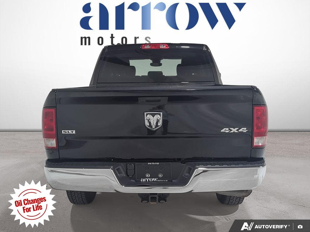 2022 Ram 1500 Classic SLT, photograph 7