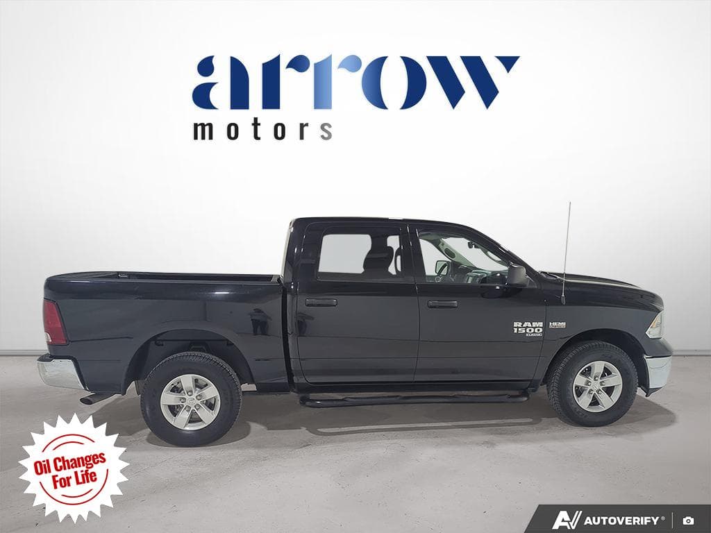 2022 Ram 1500 Classic SLT, photograph 9