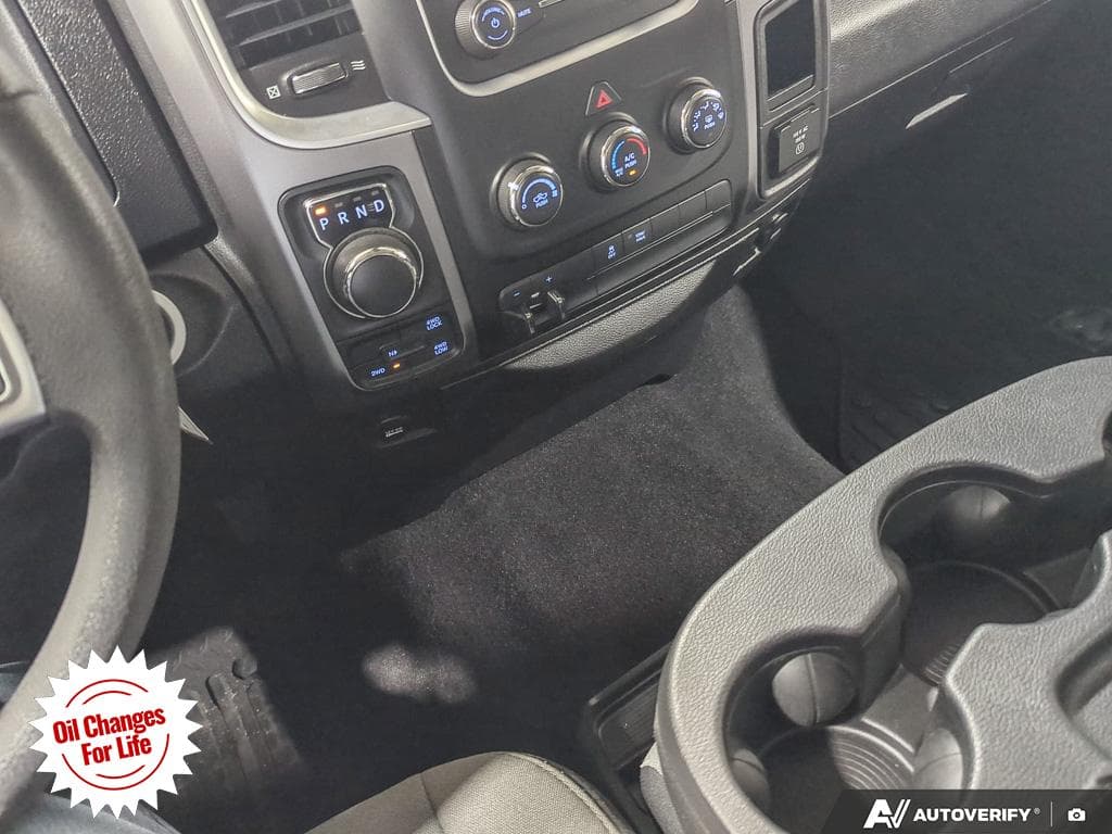2022 Ram 1500 Classic SLT, photograph 24