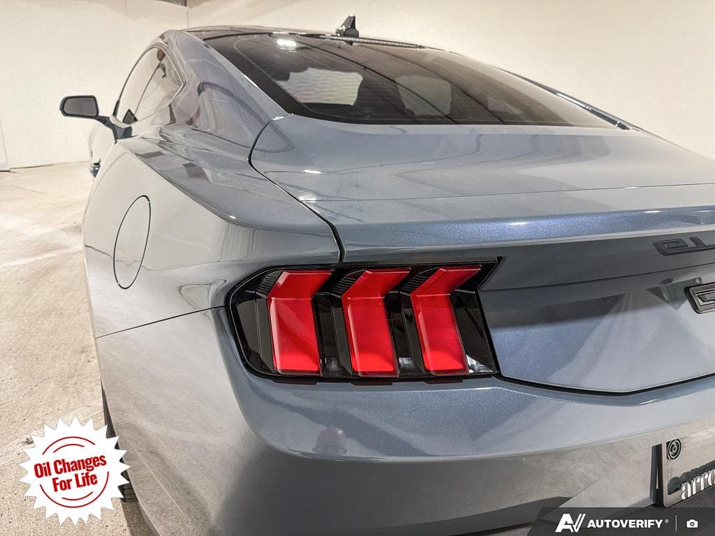 2024 Ford Mustang GT Premium, photograph 16