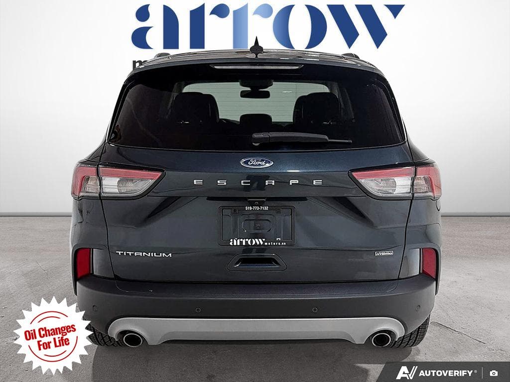 2022 Ford Escape Plug-In Hybrid Titanium, photograph 7