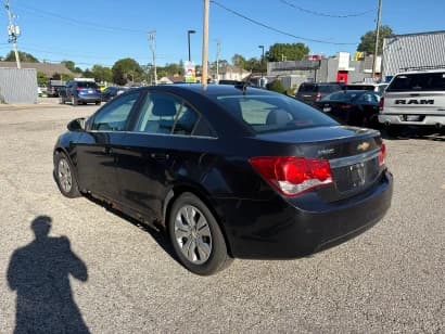 2014 Chevrolet Cruze 1LT, photograph 2