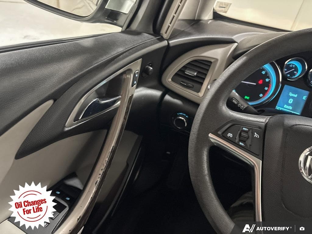 2013 Buick Verano Base, photograph 21