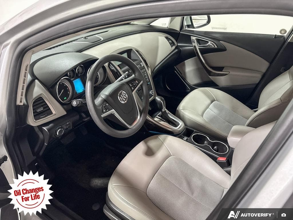 2013 Buick Verano Base, photograph 17