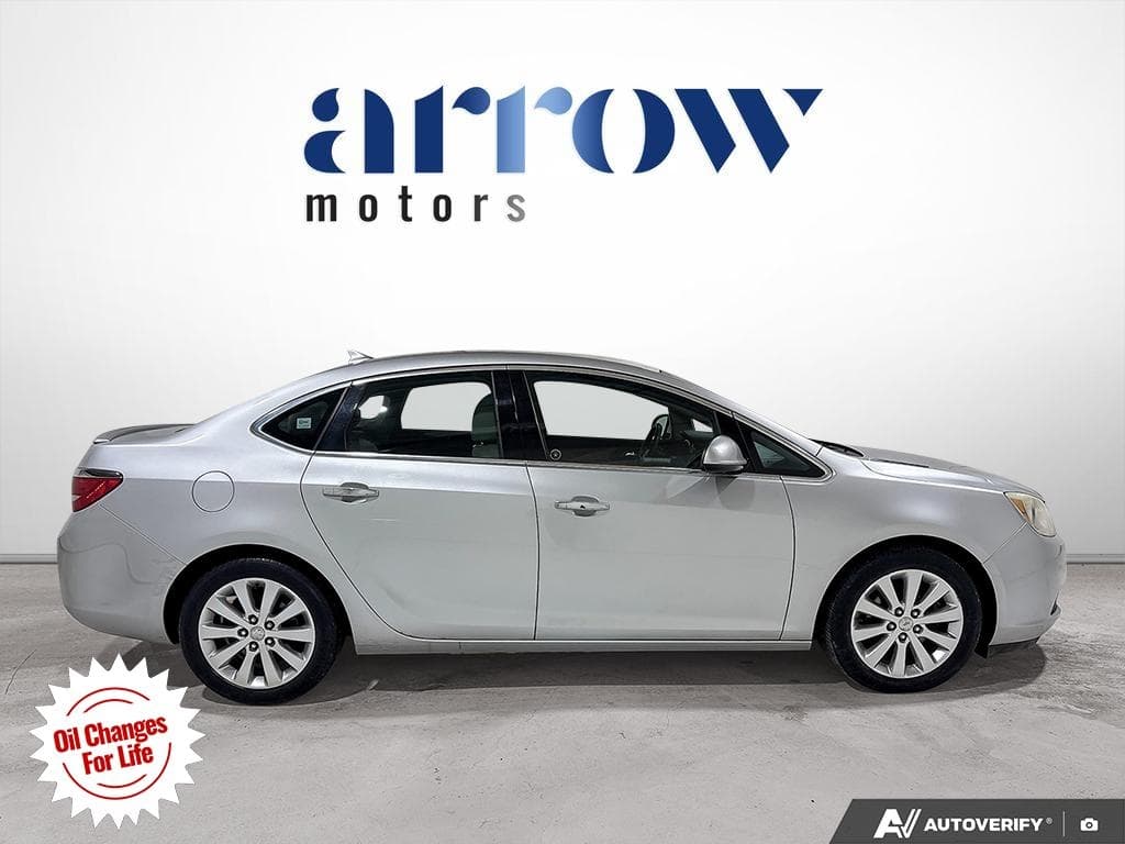 2013 Buick Verano Base, photograph 9