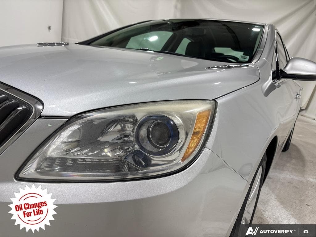 2013 Buick Verano Base, photograph 13