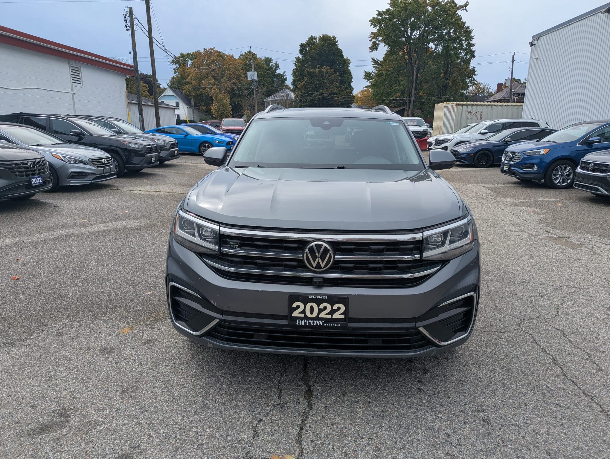 2022 Volkswagen Atlas Execline, photograph 2