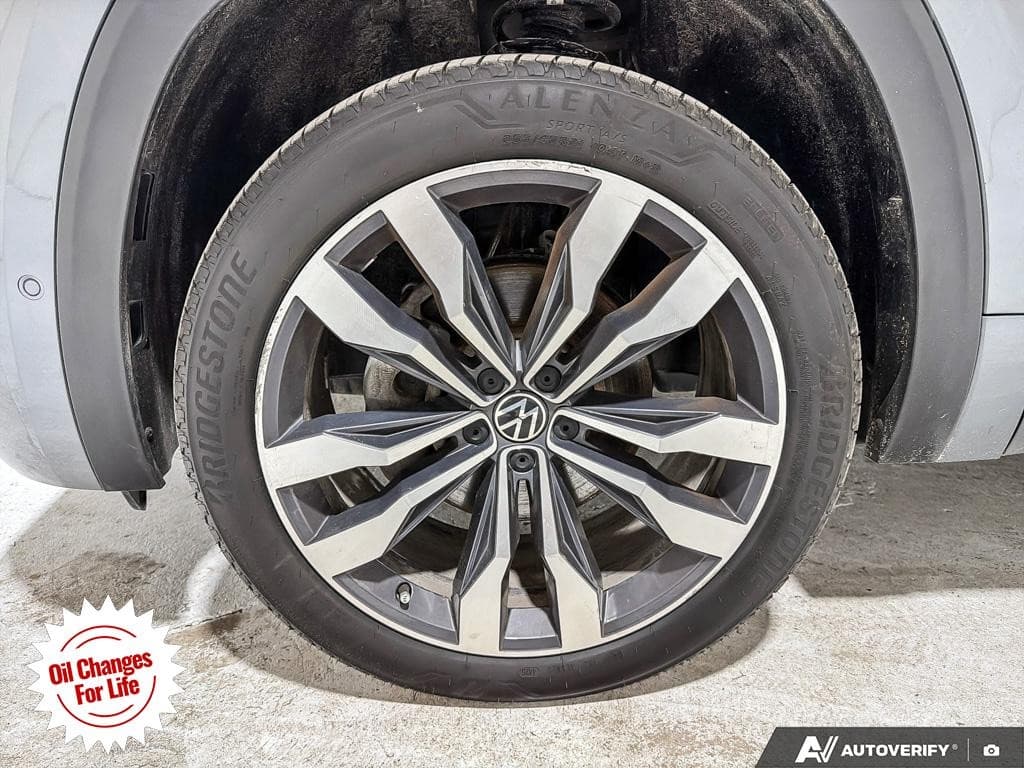 2022 Volkswagen Atlas Execline, photograph 5