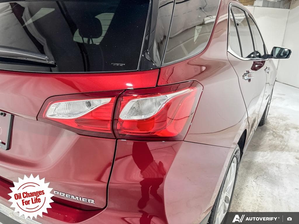 2020 Chevrolet Equinox Premier, photograph 16