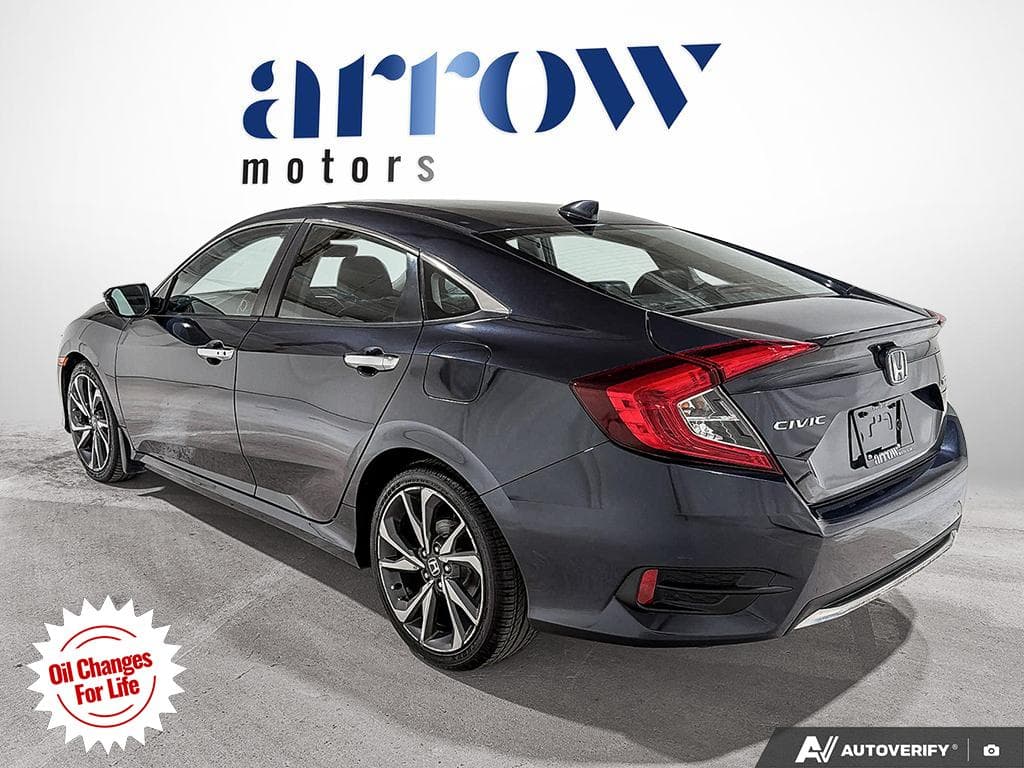 2019 Honda Civic Touring, photograph 6