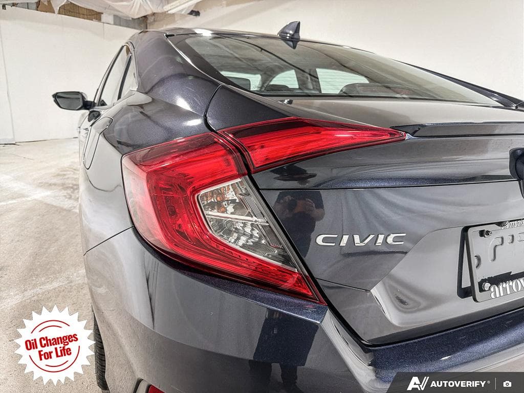 2019 Honda Civic Touring, photograph 16