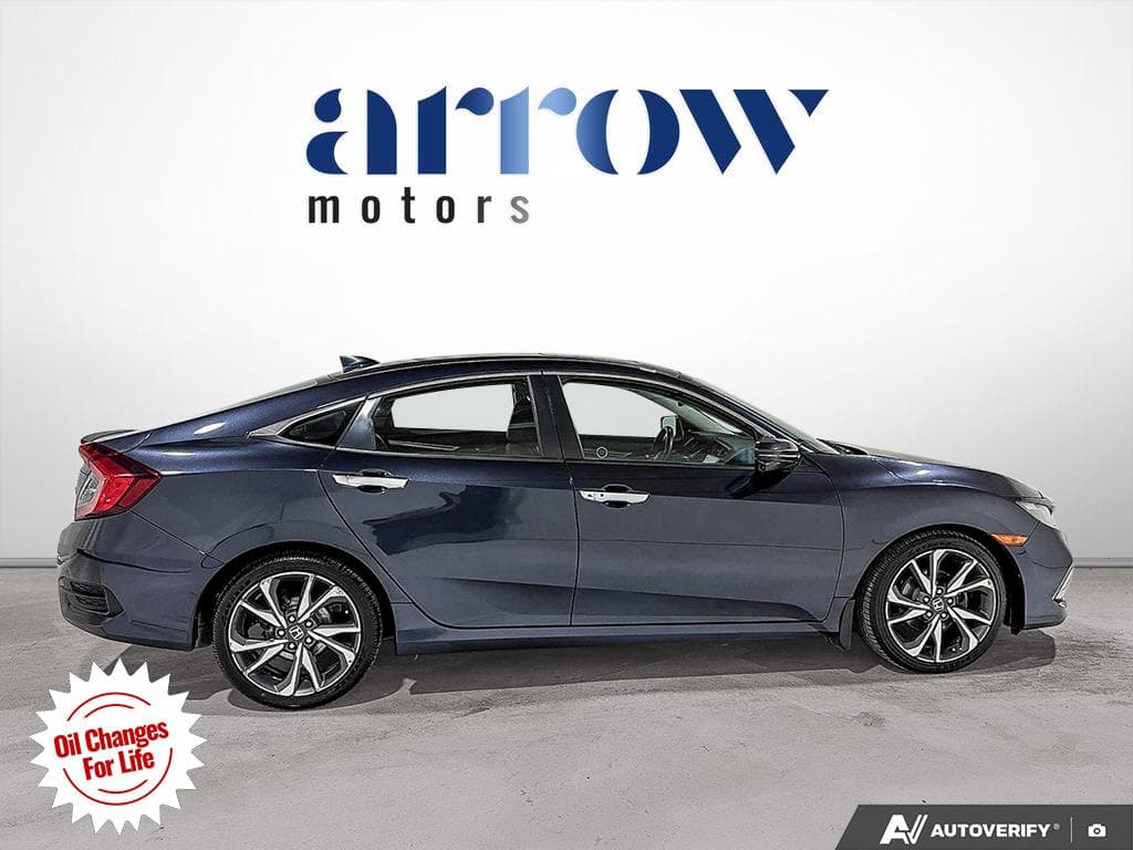2019 Honda Civic Touring, photograph 9