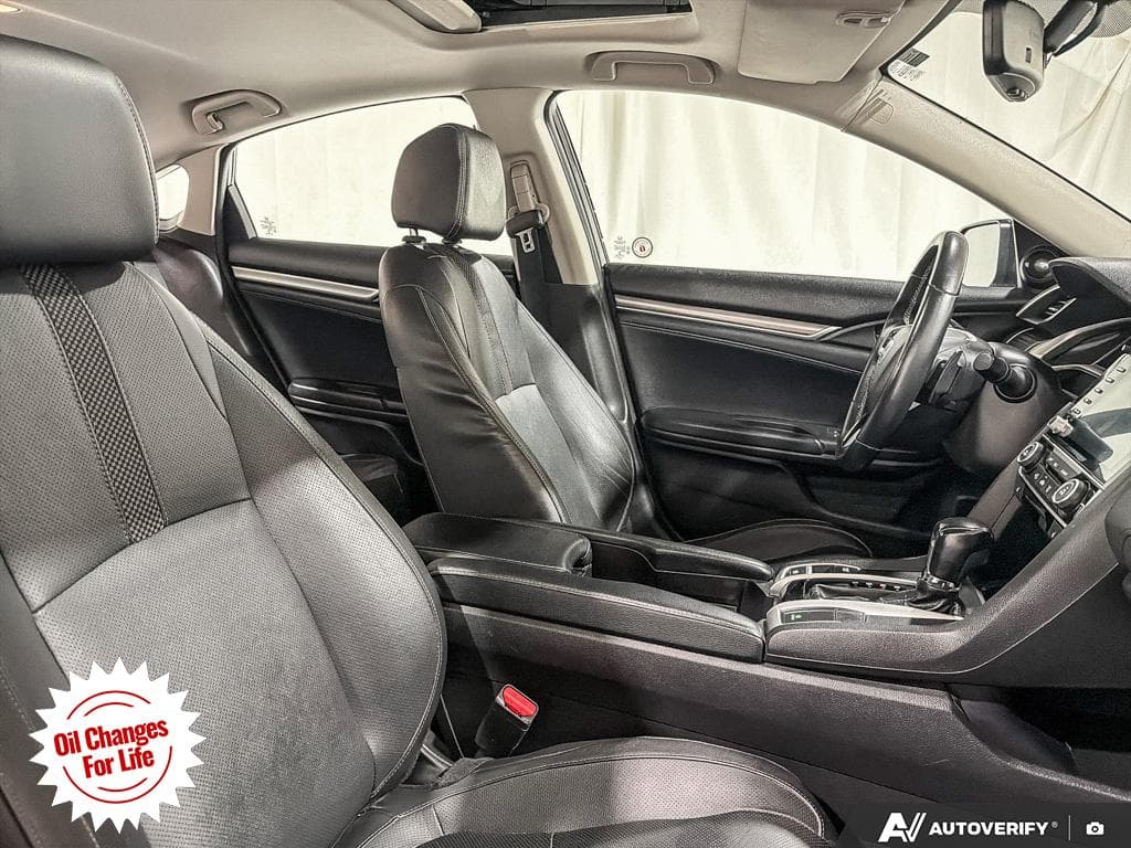 2019 Honda Civic Touring, photograph 27
