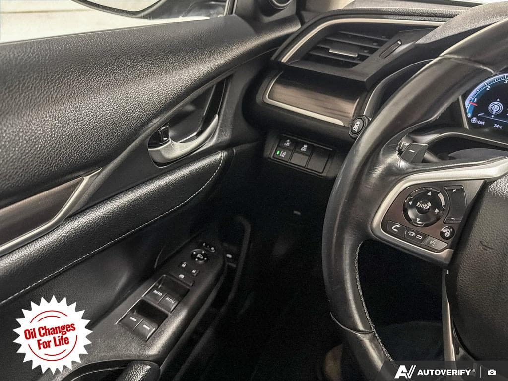 2019 Honda Civic Touring, photograph 22