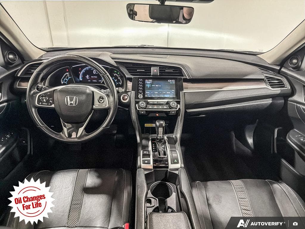 2019 Honda Civic Touring, photograph 29