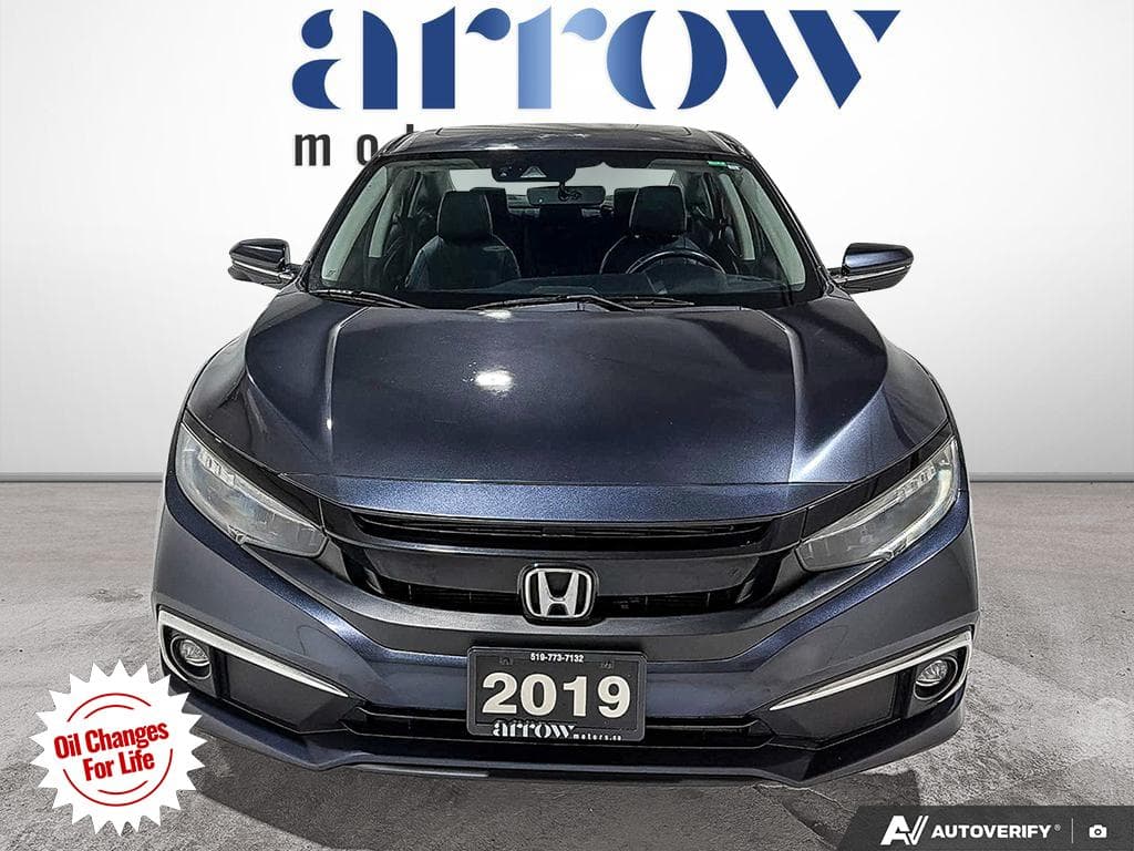 2019 Honda Civic Touring, photograph 11