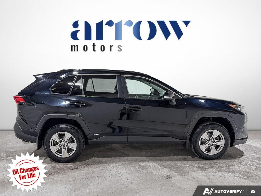 2023 Toyota RAV4 Hybrid LE, photograph 9