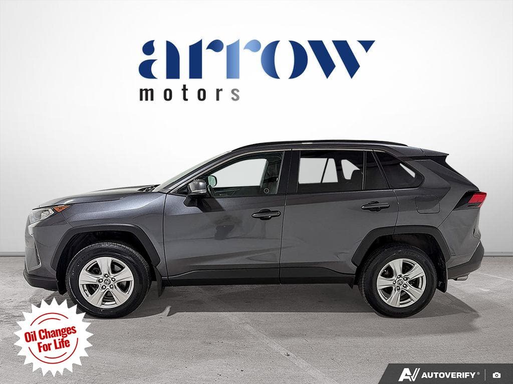 2021 Toyota RAV4 XLE, photograph 5