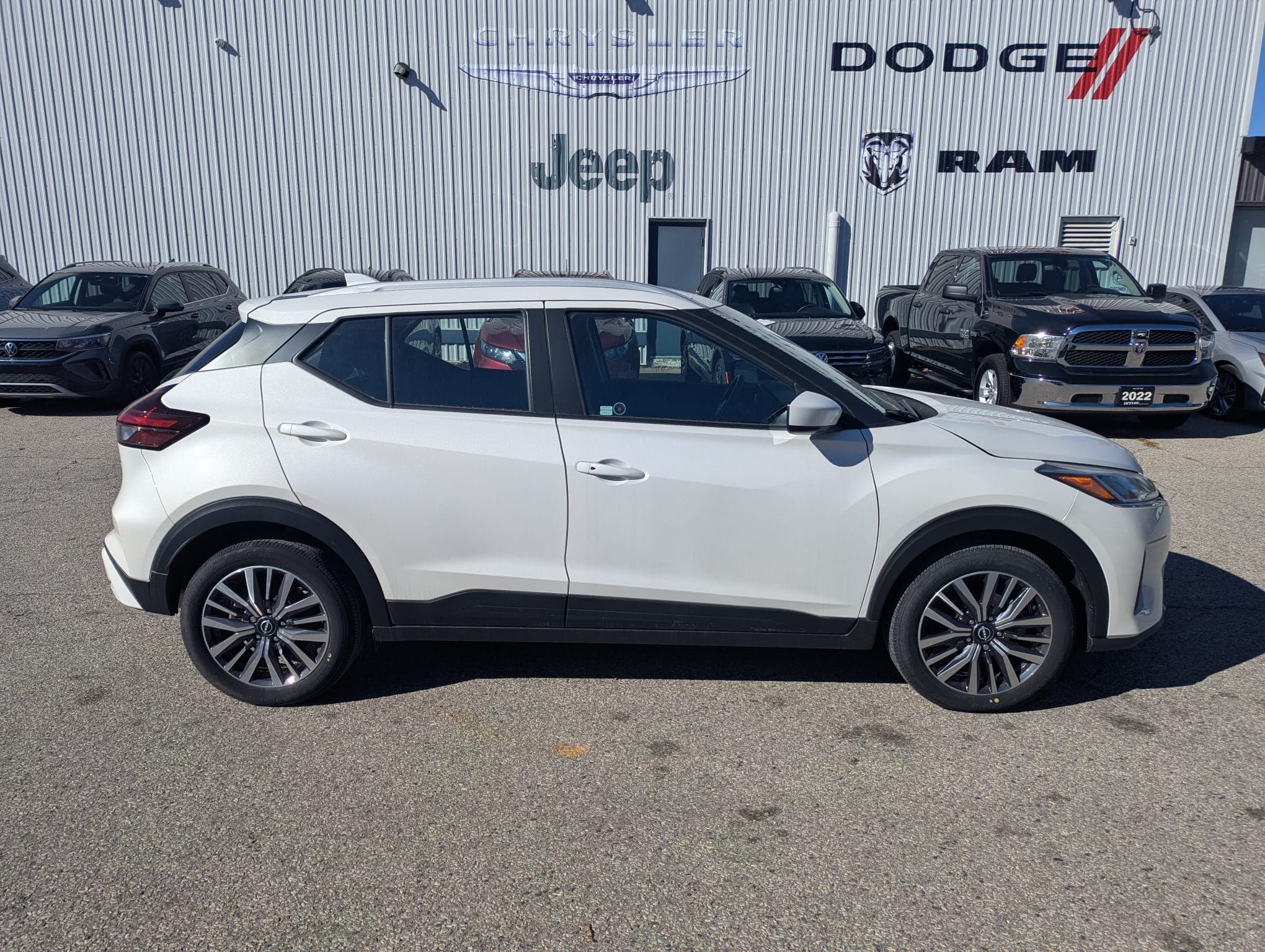 2024 Nissan Kicks SV, photograph 3