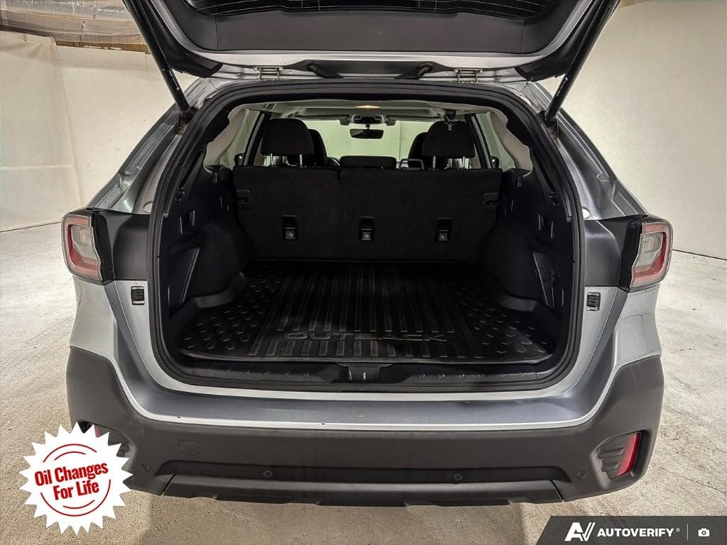 2020 Subaru Outback Touring, photograph 17