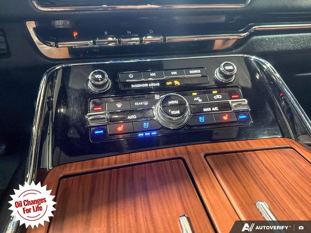 2019 Lincoln Navigator L Reserve, photograph 23