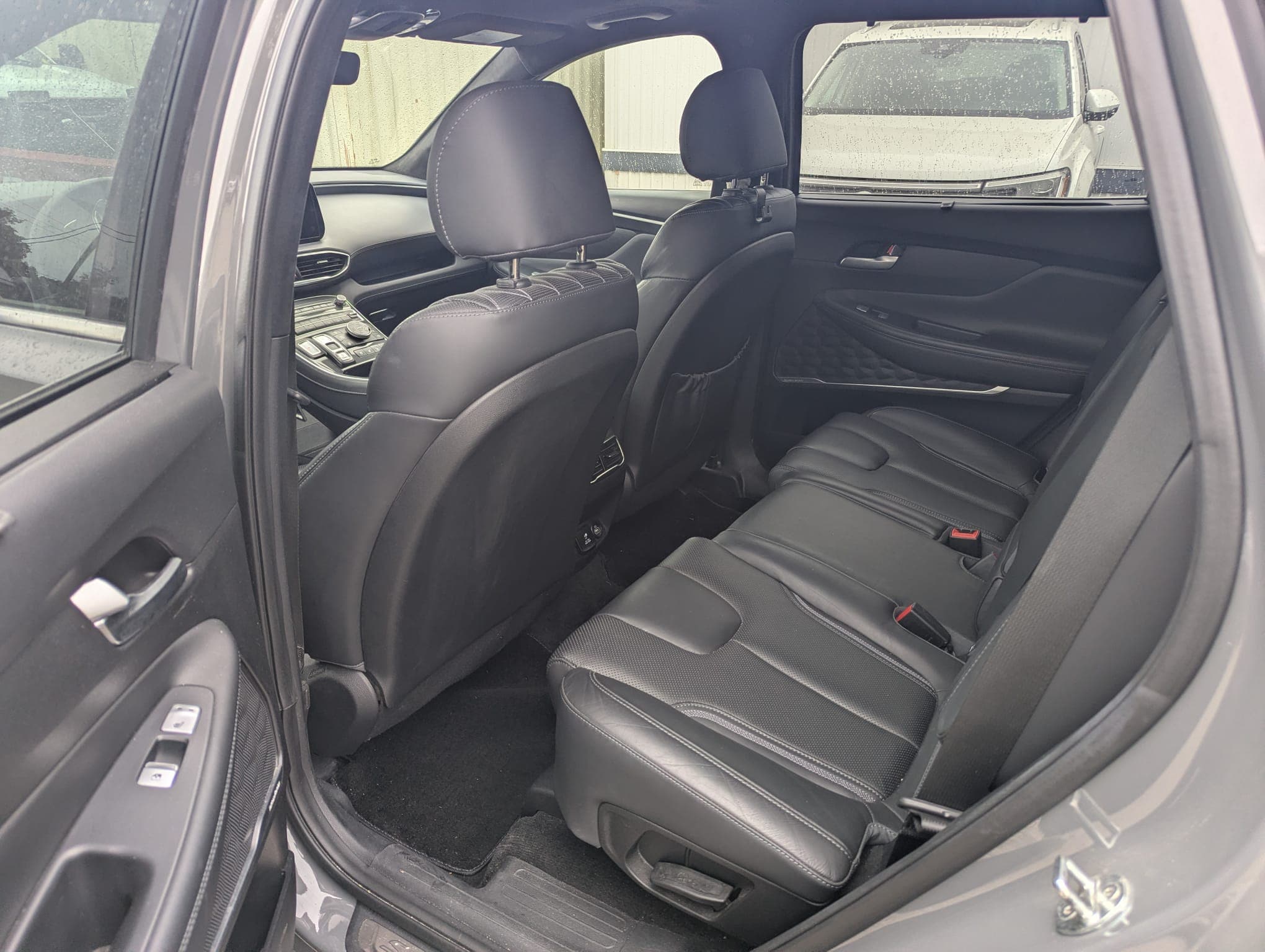 2021 Hyundai Santa Fe Ultimate, photograph 9