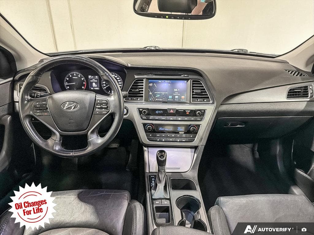 2015 Hyundai Sonata Sport Tech, photograph 28