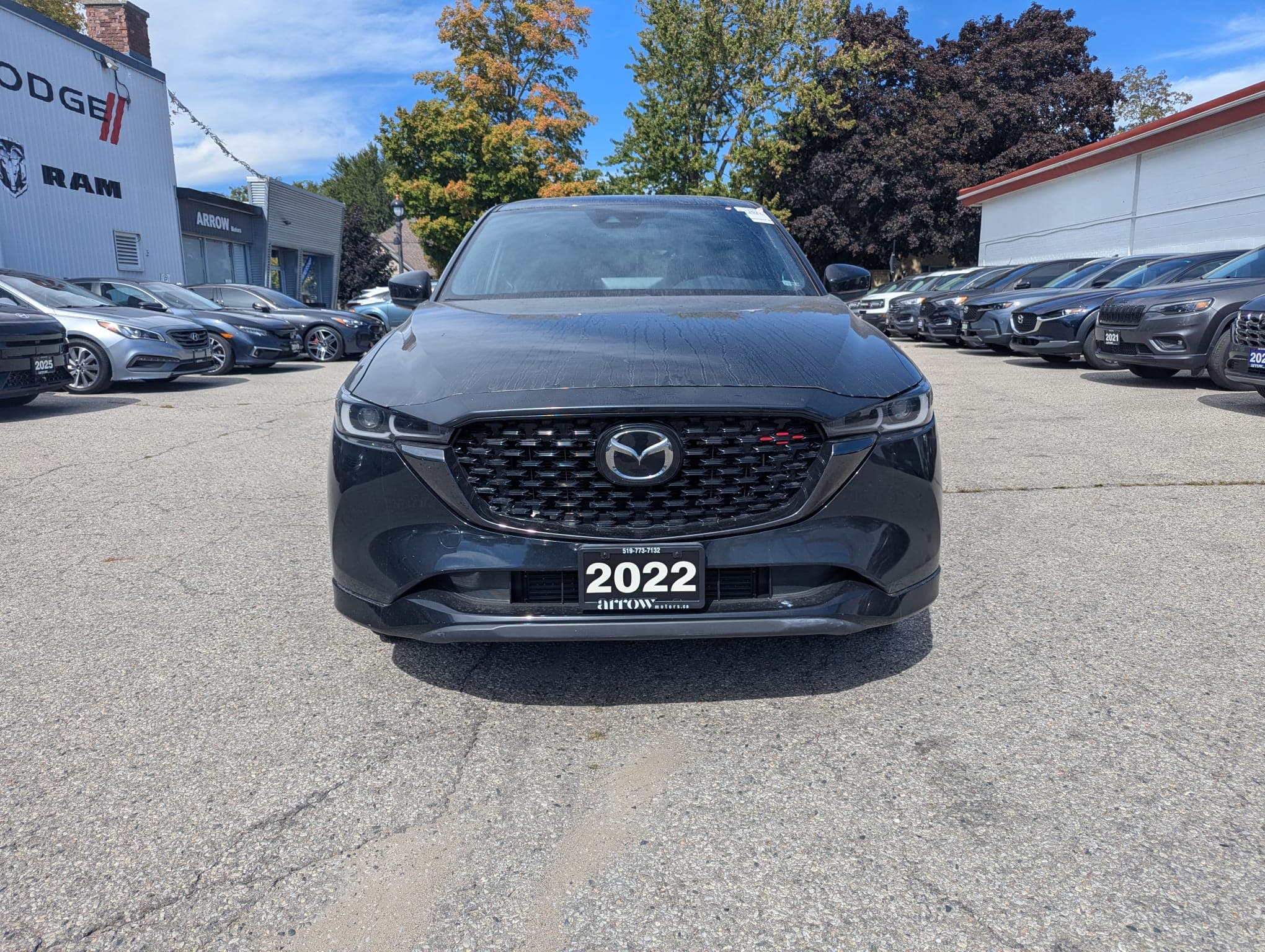 2022 Mazda CX-5 Sport, photograph 2