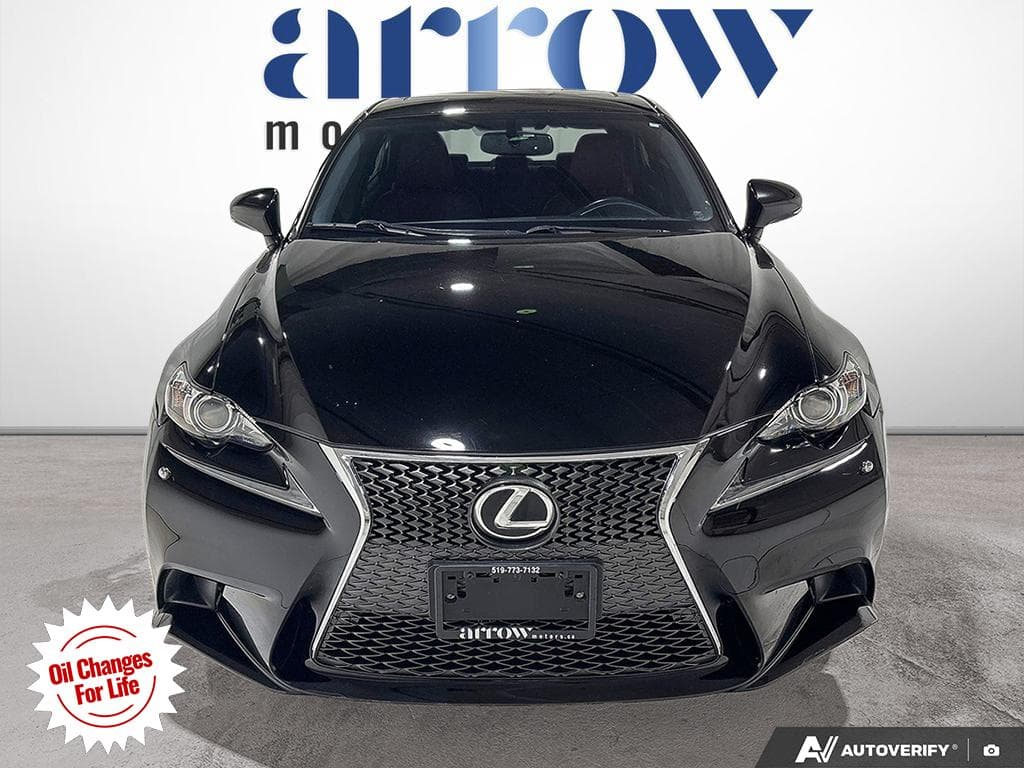2014 Lexus IS 250, photograph 11