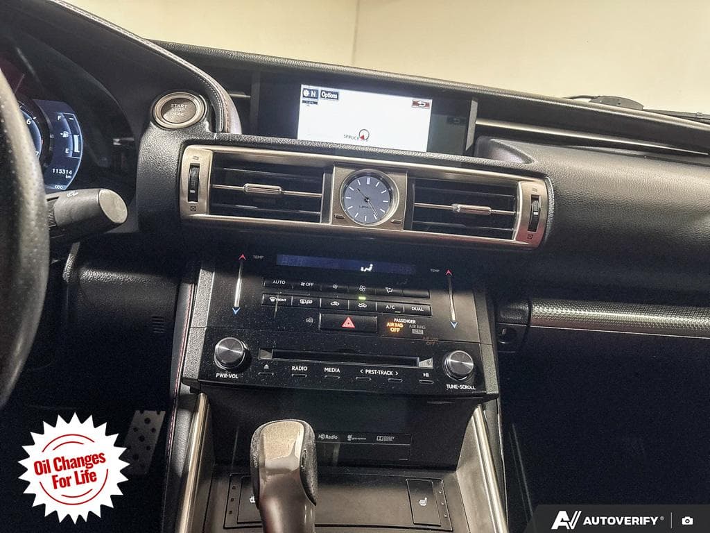 2014 Lexus IS 250, photograph 23