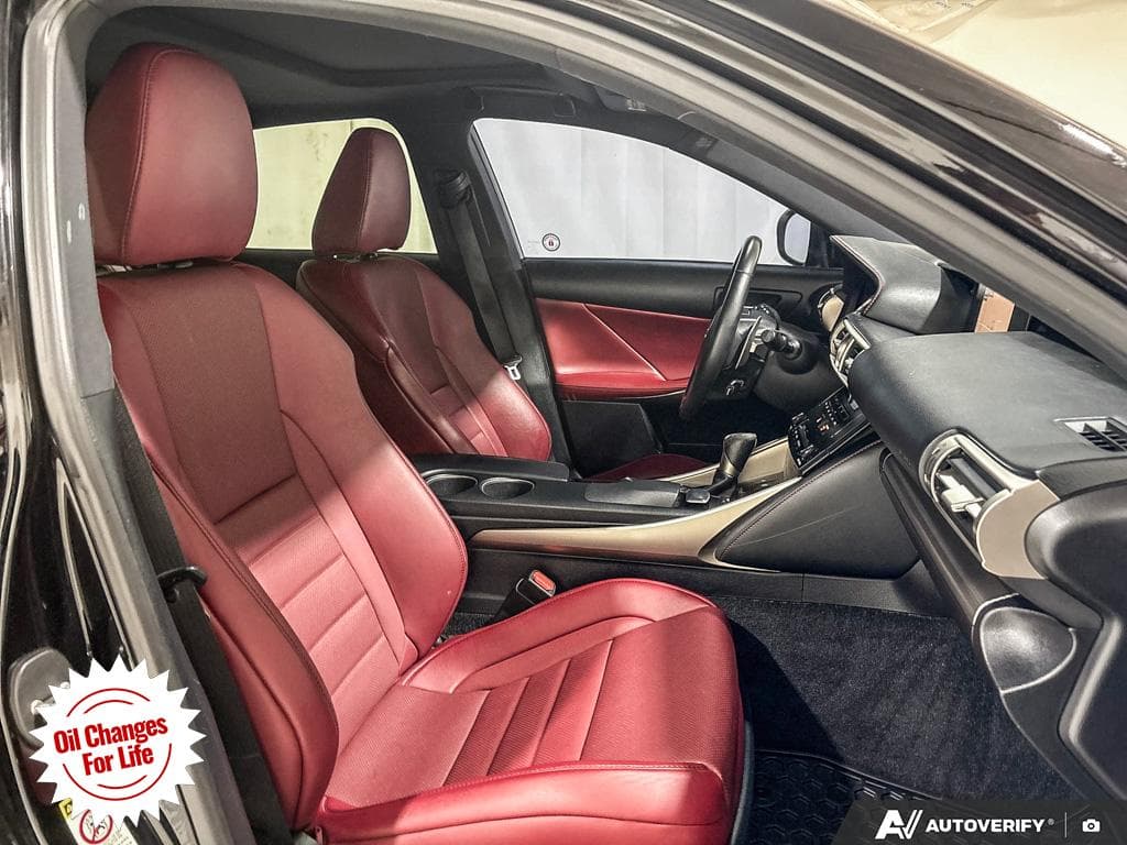 2014 Lexus IS 250, photograph 26