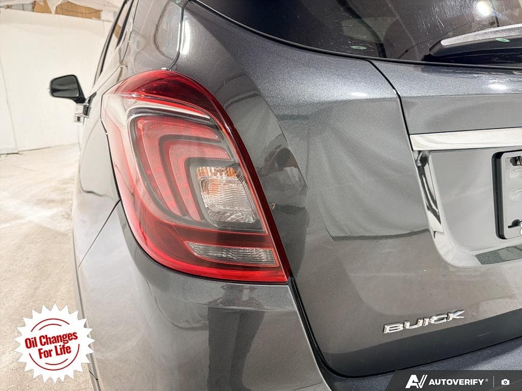 2018 Buick Encore Sport Touring, photograph 15