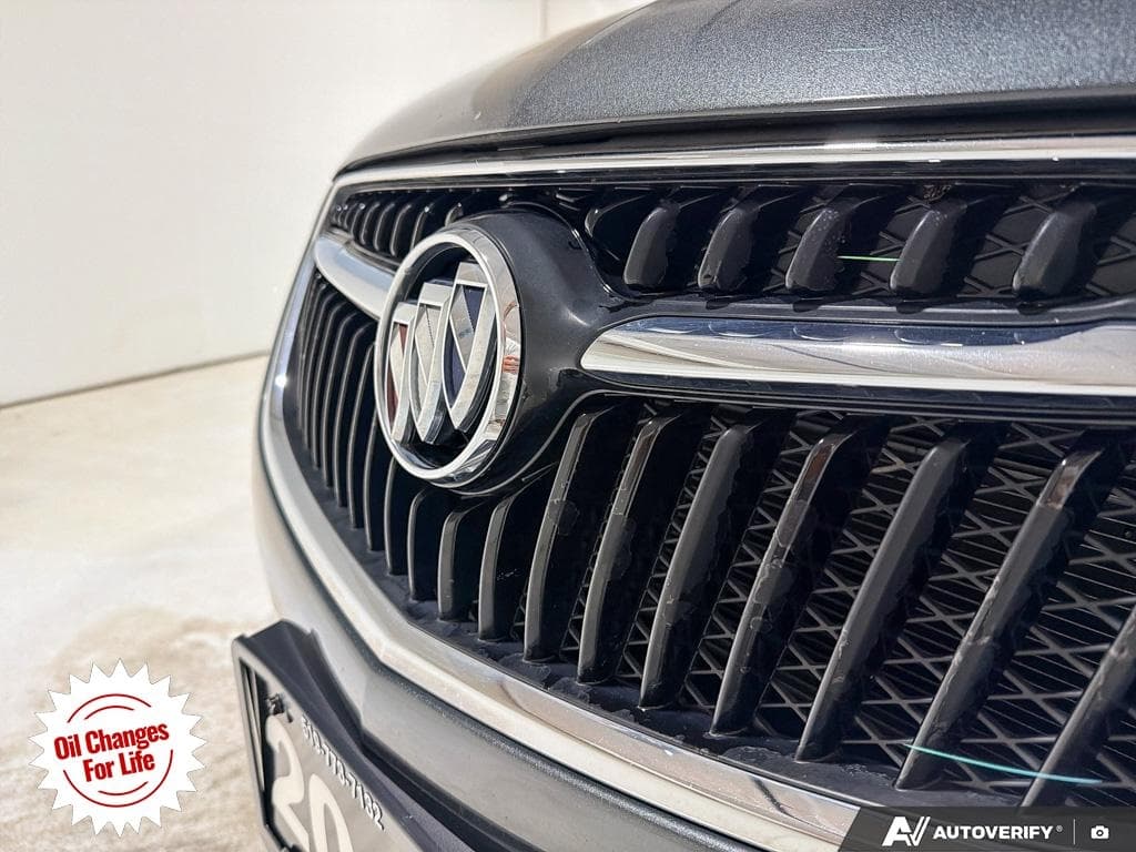 2018 Buick Encore Sport Touring, photograph 13