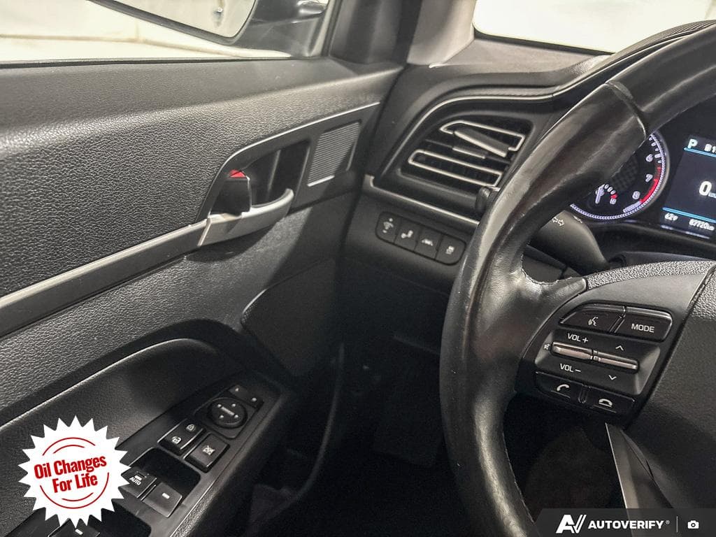 2020 Hyundai Elantra Ultimate, photograph 21