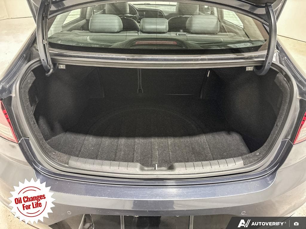 2020 Hyundai Elantra Ultimate, photograph 16