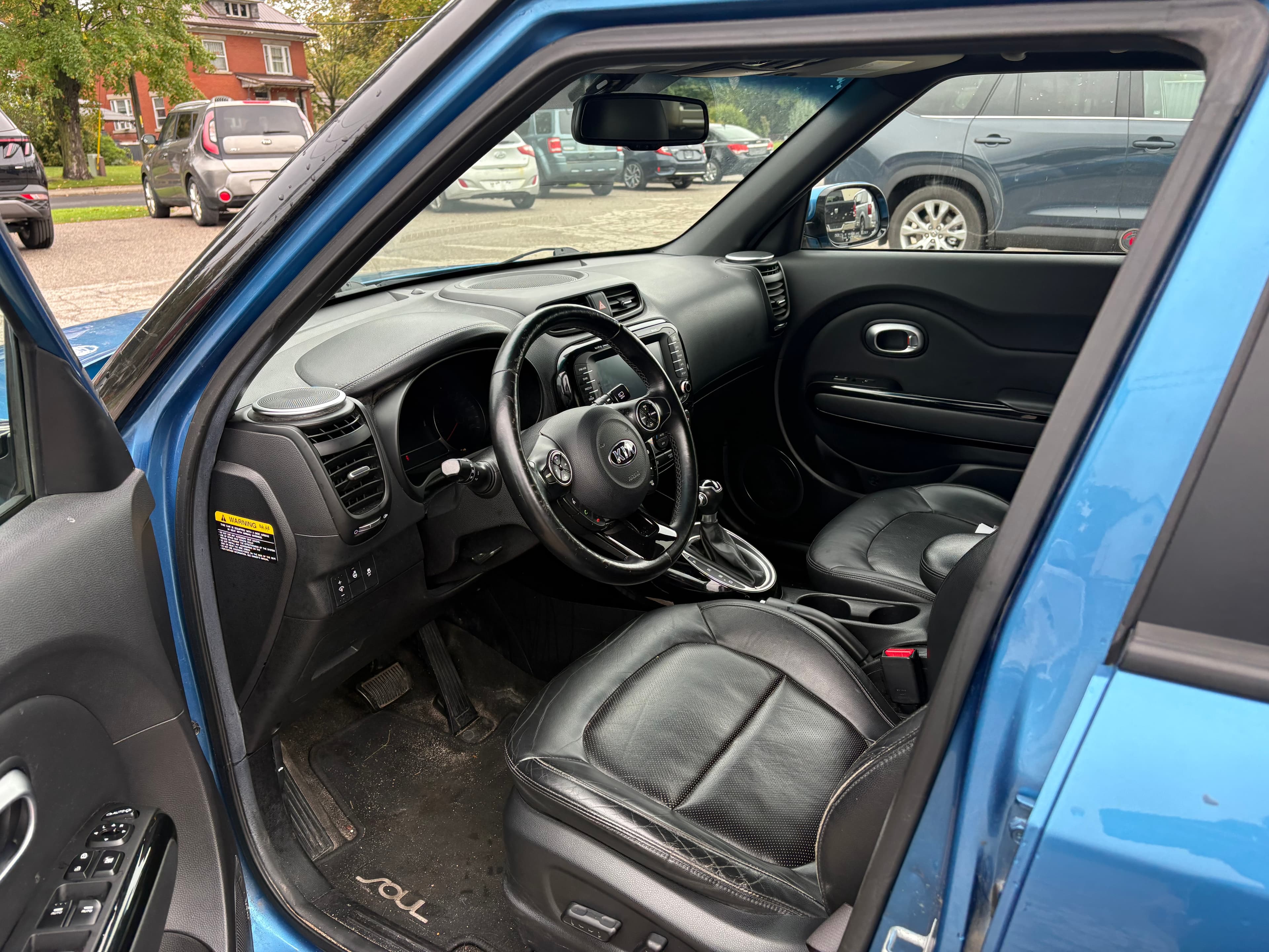 2015 Kia Soul, photograph 8