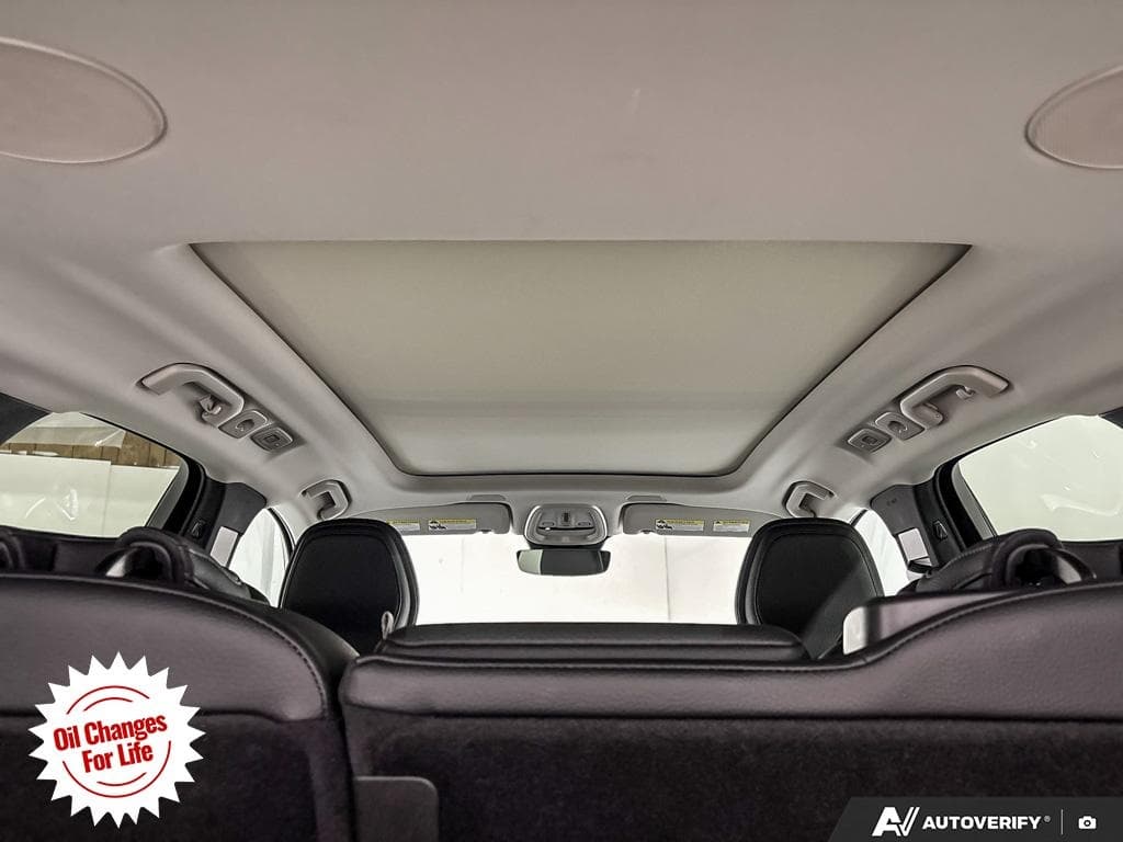 2024 Volvo XC60 B5 Plus Dark Theme, photograph 14