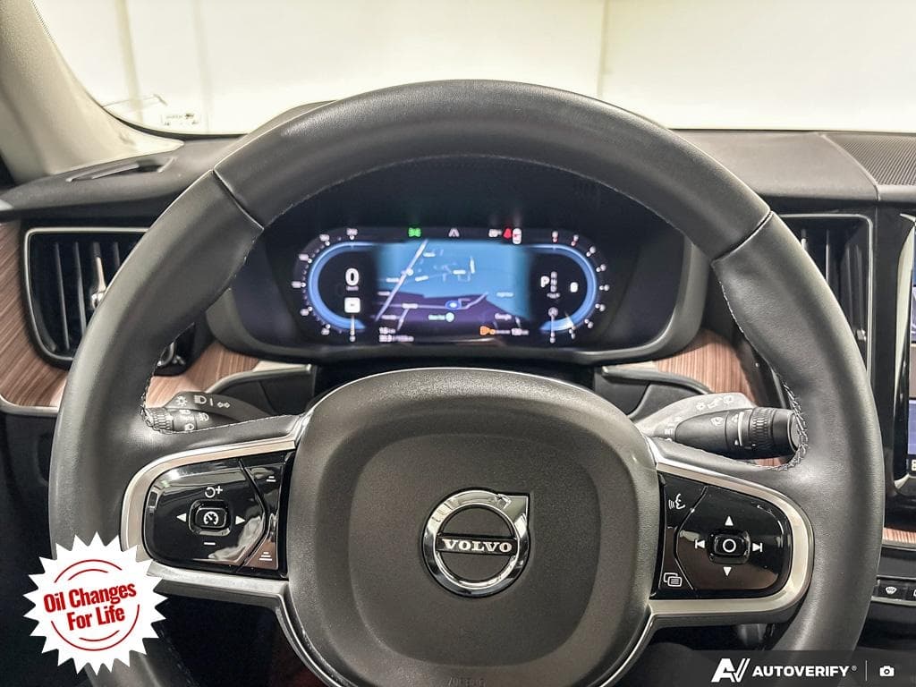 2024 Volvo XC60 B5 Plus Dark Theme, photograph 19
