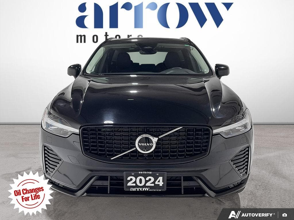 2024 Volvo XC60 B5 Plus Dark Theme, photograph 11