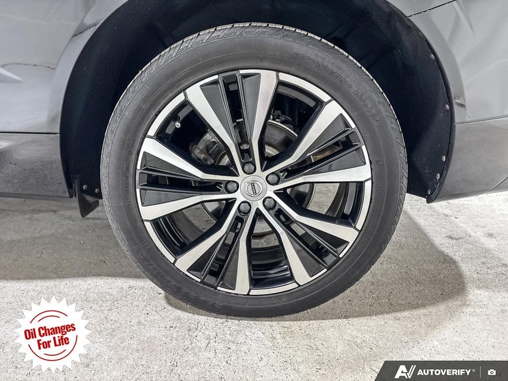 2024 Volvo XC60 B5 Plus Dark Theme, photograph 12
